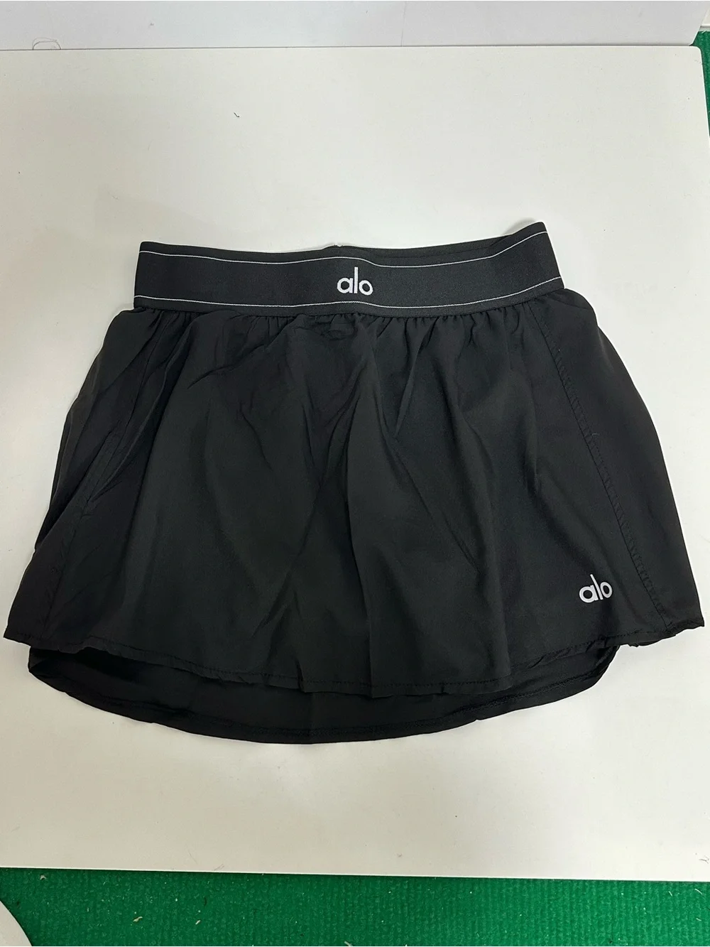ALO Yoga Black Skater Tennis Skirt with Logo